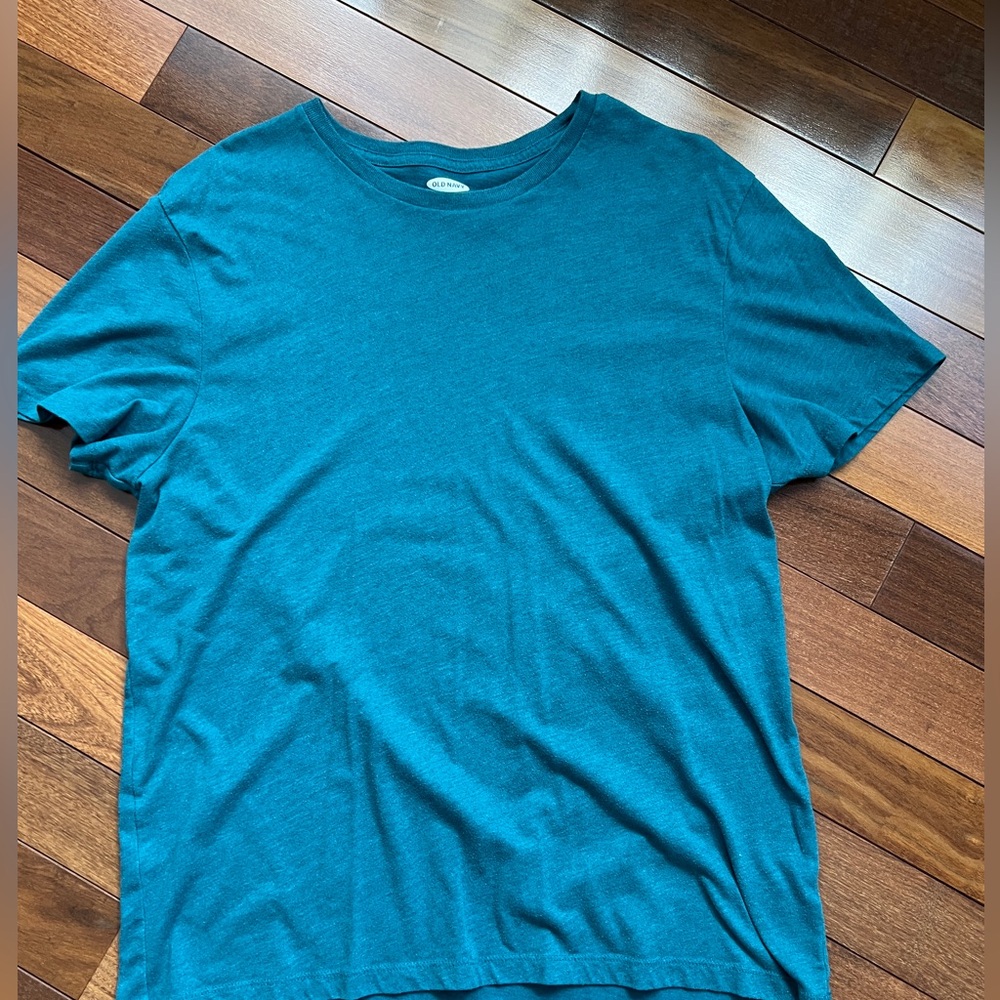 Old Navy soft washed men’s large T-shirt